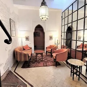 Privatise Jusqu A 5 Personnes A 5 Minutes Place Jemma El Fna Loue Avec Menage Et Petit Dejeuner Compris Ferienhaus Marrakesch
